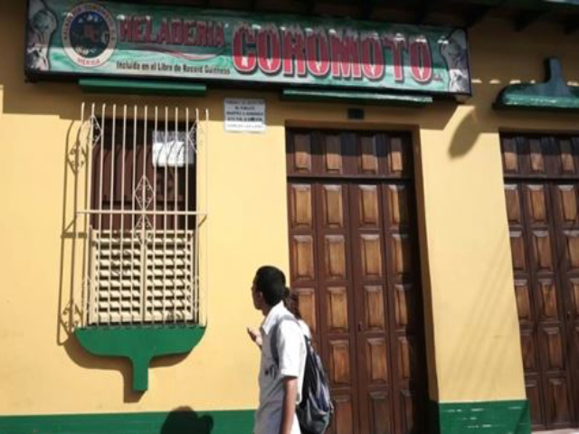 Sorveteria venezuelana com número recorde de sabores fecha por falta de leite e açúcar