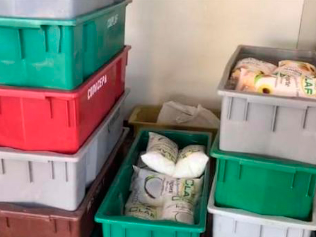 Produtores vendem leite na feirinha a preço de custo, em cascavel