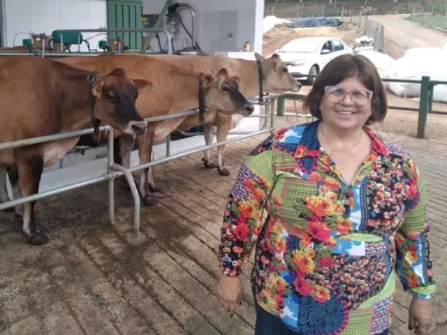 Pecuarista assistida pela Emater-MG é uma das vencedoras do programa mais sólidos da Danone