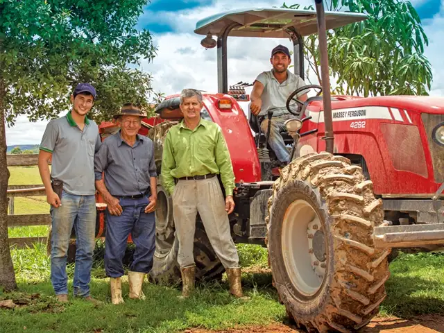 Com o programa Balde Cheio e GQC, produtores passam a produzir quatro vezes mais leite