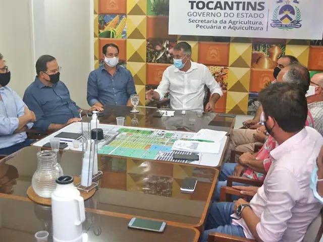 Governo do Tocantins promove encontro com produtores de leite e representantes de indústrias de laticínio