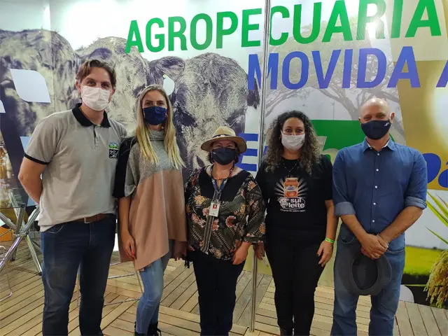 Parceria aproxima Embrapa e LFDA de empresas e cooperativas lácteas no Sul do Brasil