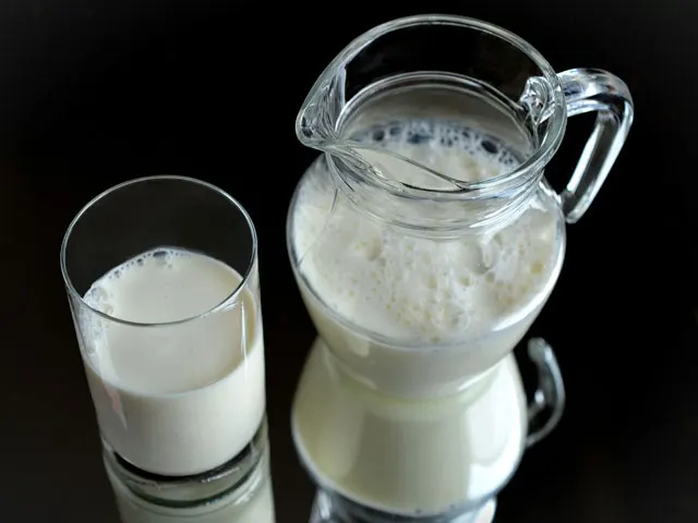 Preço do leite segue em elevação com menor oferta