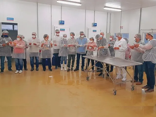 Curso em Viçosa capacita extensionistas rurais sobre produção de lácteos