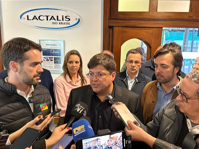 Governo do RS e Lactalis Brasil anunciam investimento de R$ 400 milhões no Rio Grande do Sul