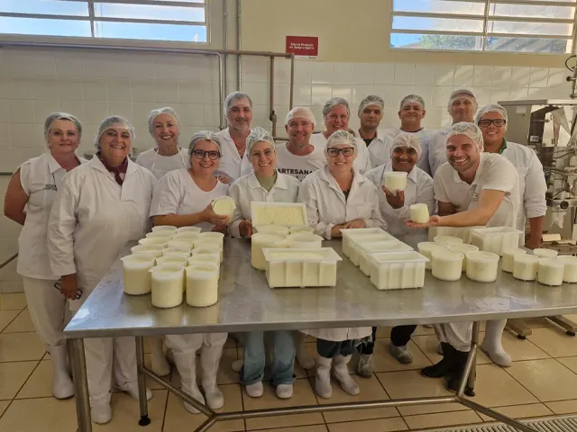 Curso de aperfeiçoamento fortalece produção de queijos artesanais e especiais no estado de São Paulo