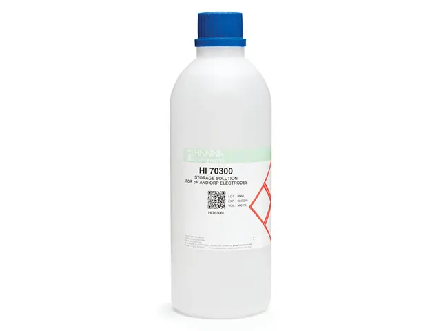 Solução de Armazenamento para pH e Eletrodo ORP Frasco 500ml HI70300L