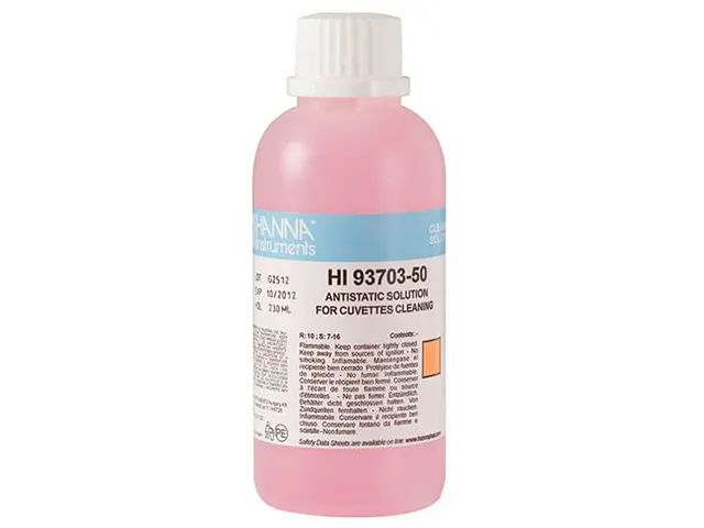 Solução de Limpeza para Cubeta 230 ml HI93703-50