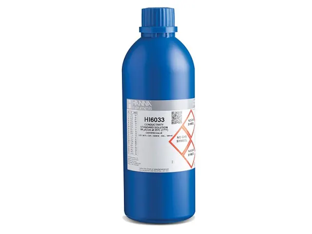 Solução Padrão de Condutividade de 84 µS/cm 500 mL HI6033