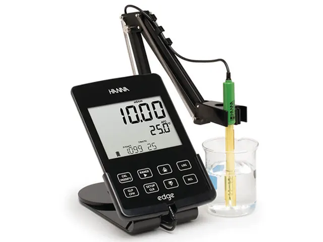 Medidor Multiparâmetro de pH/EC/TDS/Salinidade Edge HI2030