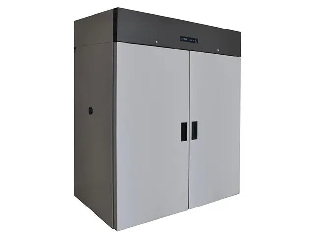 Incubadora Microbiológica Refrigerada ST145 1.540L Pol-Eko