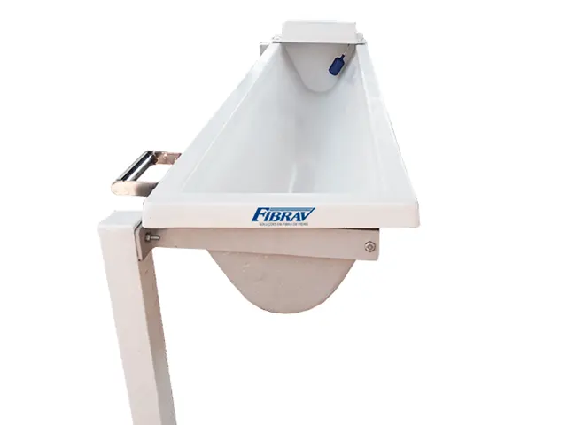 Cocho Basculante em Fibra de Vidro Fibrav 75L