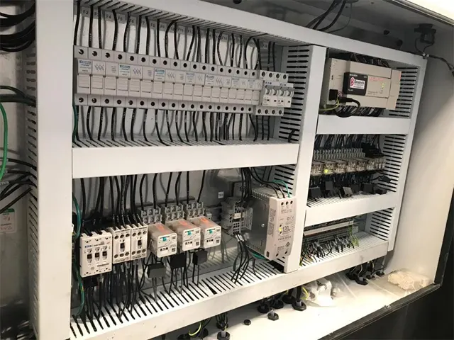 Montagem de Painéis Elétricos