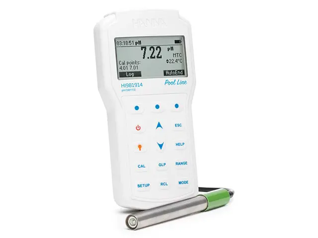 Medidor Portátil à Prova d’Água para pH/ORP/ISE para Piscinas Pool Line HI981914
