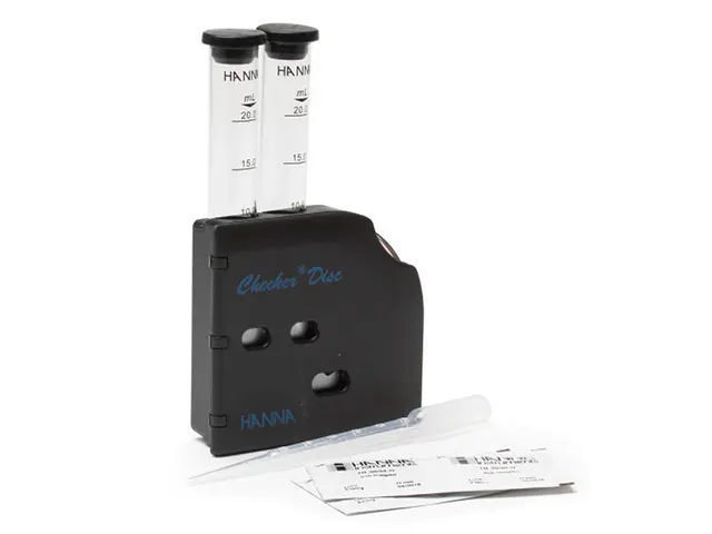 Teste Kit Químico para Ferro Faixa Baixa com Disco Checker HI38039
