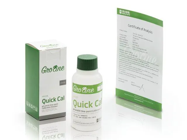 Solução de Calibração Rápida para Medidores de EC/TDS e pH GroLine 120ml HI5036-012