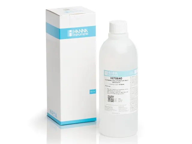 Solução de Limpeza para Resíduos de Leite em Eletrodos de pH 500ml HI70640L