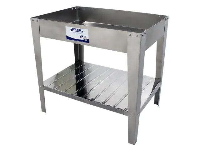 Mesa em Aço Inox com Aba Queijeira