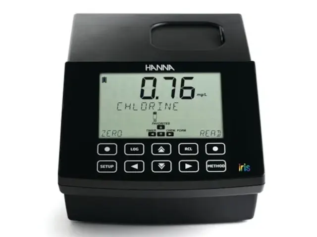 Espectrofotômetro Visível 340-900NM IRIS HI801 Hanna Netlab