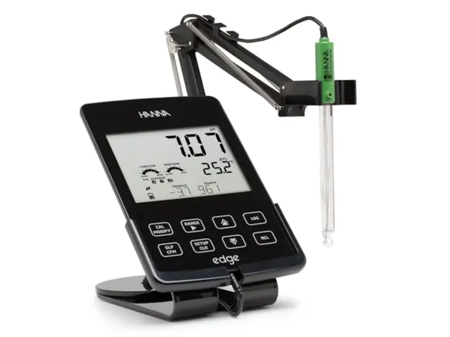 Phmetro Multiparâmentro Edge LCD 5.5 Bivolt HI2020 Hanna Netlab