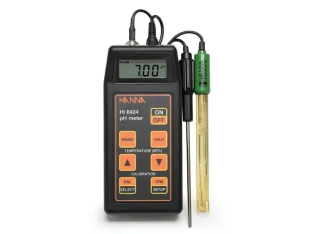 Phmetro Portátil com Calibração Automática e Compensação de Temperatura HI8424 Hanna Netlab