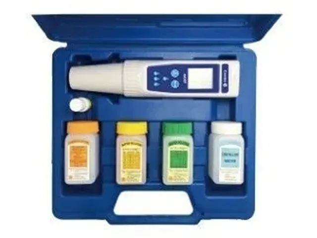 Medidor Multiparâmetro de Bolso pH/Cond/TDS/Sal/Temp Combo 5 Netlab