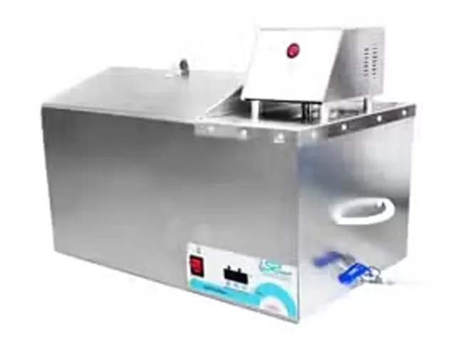 Banho Maria Microprocessado Digital com Circulação em Aço Inox 22 Litros SP-155/22-ID