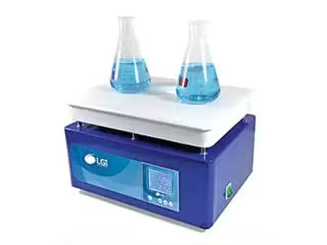 Chapa Aquecedora Digital com Plataforma em Inox e Pintura Cerâmica Branca LGI-HP-300D