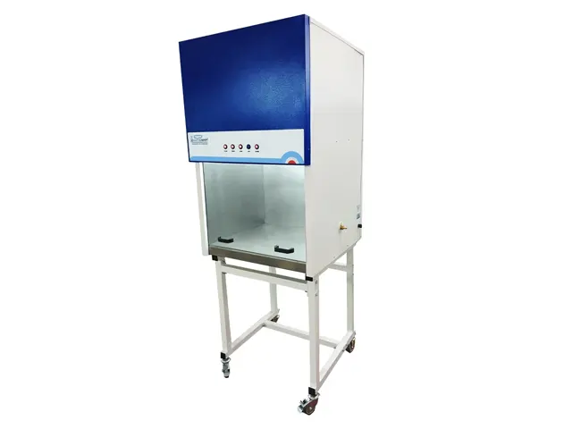 Capela de Fluxo Laminar Vertical 808x652x652mm PCR–SPLABOR