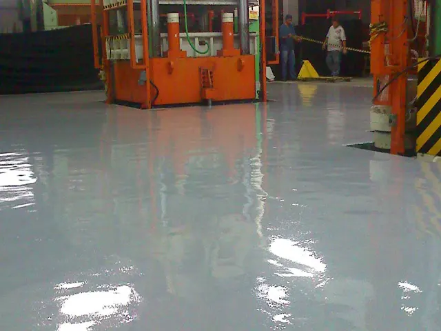 Revestimento Multicamada Epóxi para Piso Industrial MONOLITH 2000