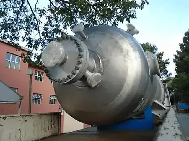 Reator Químico Industrial