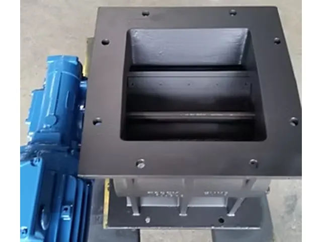 Válvula Rotativa para Extração de Cinzas em Caldeiras