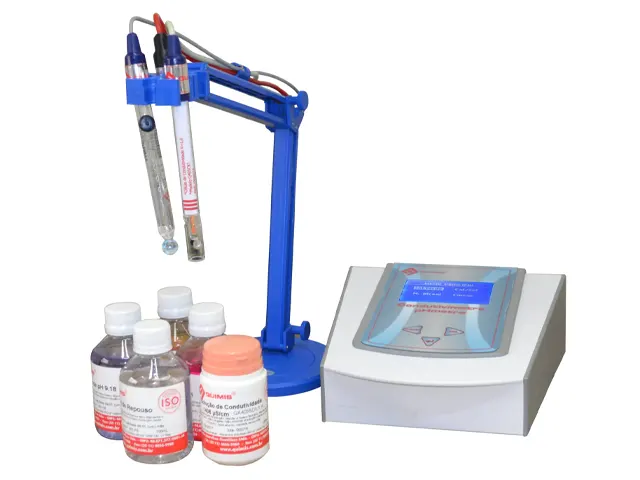 pHmetro e Condutivímetro de Bancada Q402M