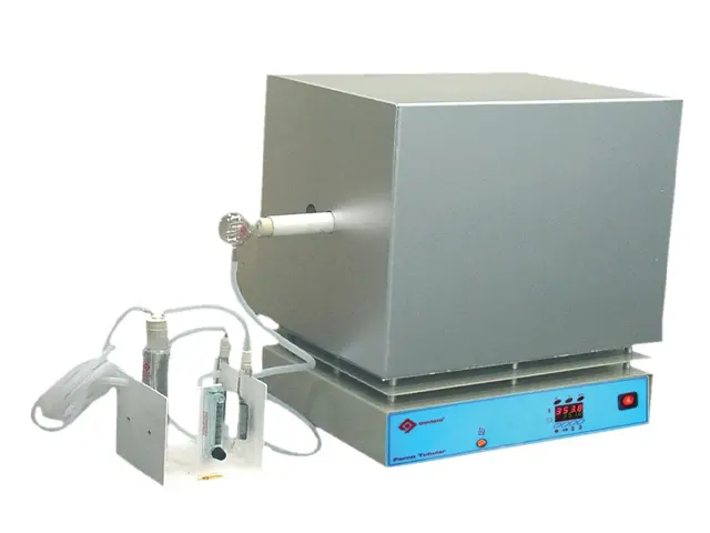 Forno Tubular para Negro de Fumo Q320N21