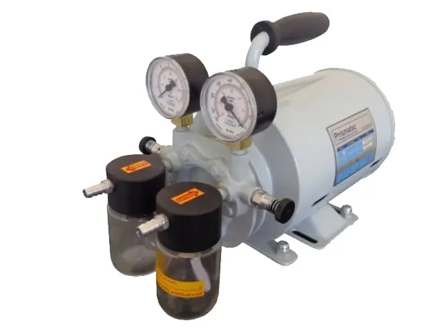 Bomba de Vácuo Tipo Rotor de Palhetas Lubrificada a Óleo Prismatec Vácuo Máximo 720mm/Hg