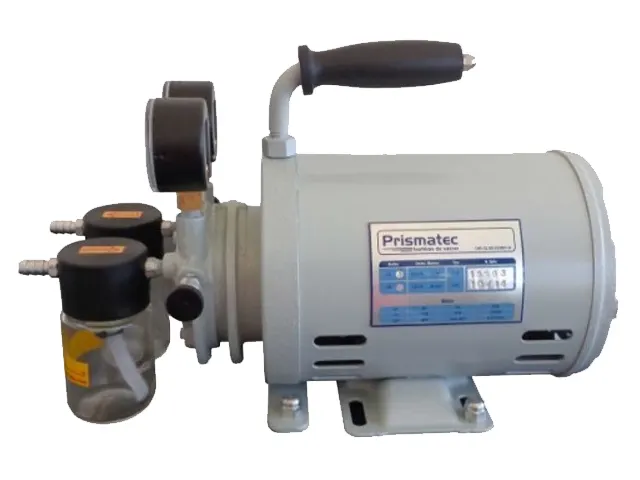 Bomba de Vácuo Tipo Rotor de Palhetas Lubrificada a Óleo Prismatec Vácuo Máximo 695mm/Hg