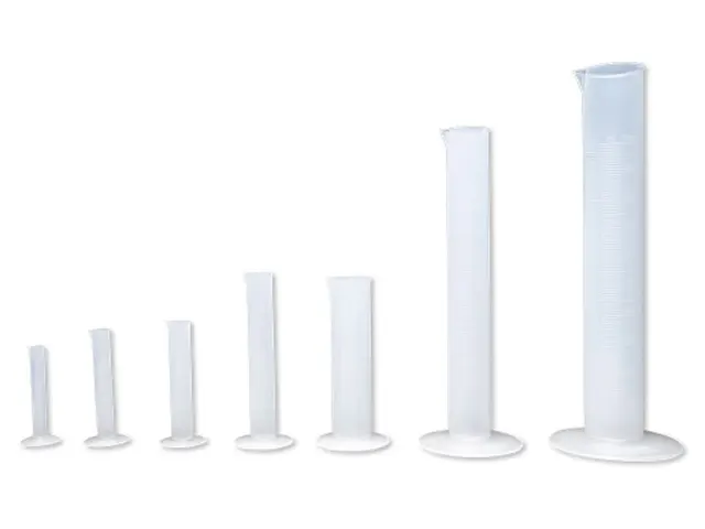 Proveta em PP Graduação Alto Relevo 25 ml