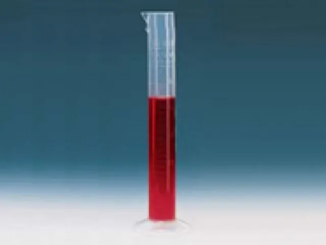 Proveta em PP com Escala em Relevo 1.000ml Brand