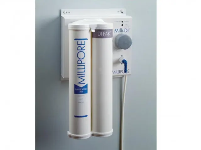 Sistema de Deionização de Água 50L/h Millipore Milli-DI