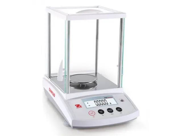 Balança Analítica Precisão 220g Sensibilidade 0.0001g com Calibração Interna PR224BR Ohaus New Pionn