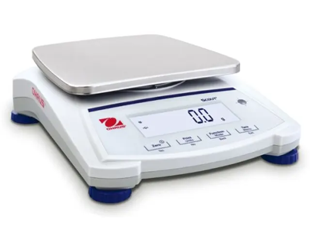 Balança Scout 6.200g Sensibilidade 0.1g SJX6201BR Plastic Ohaus