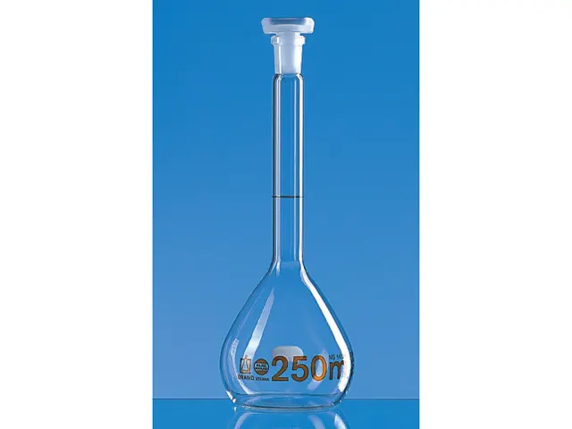 Balão Volumétrico em Vidro Classe A com Tampa PP 250ml Brand